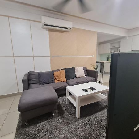 Lovely 3-Bedroom Serviced Apartment @ ไซเบอร์จายา ภายนอก รูปภาพ