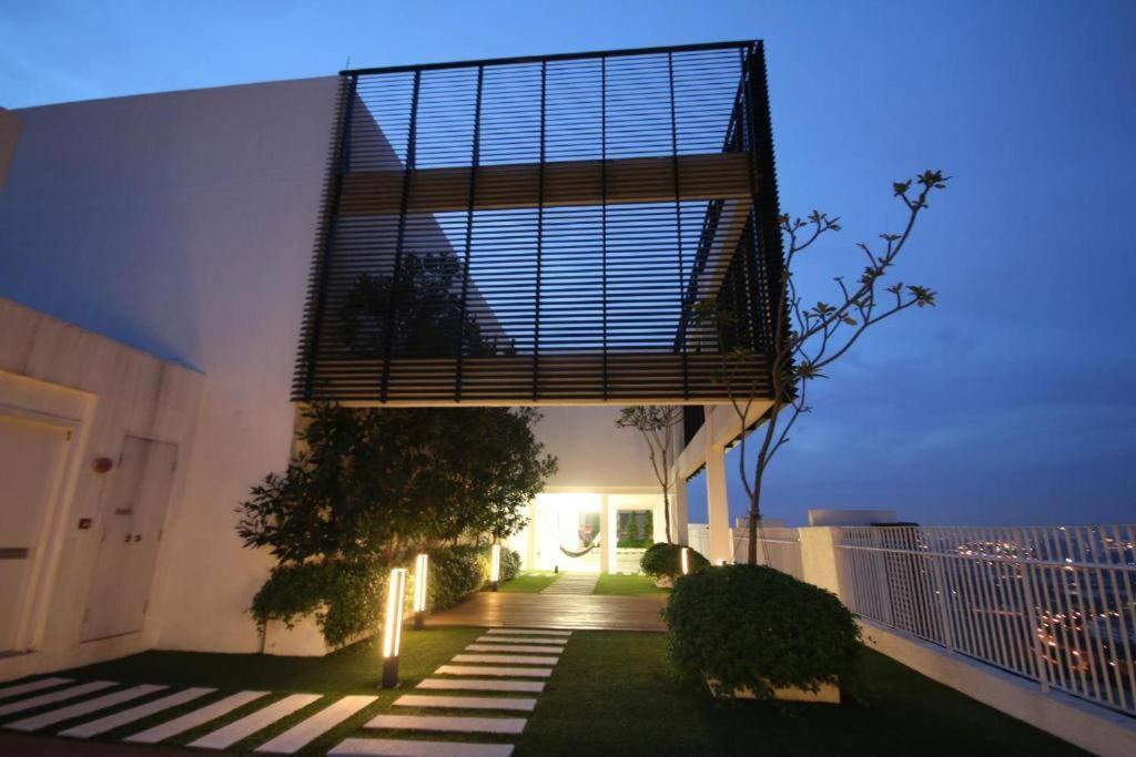 Lovely 3-Bedroom Serviced Apartment @ ไซเบอร์จายา ภายนอก รูปภาพ